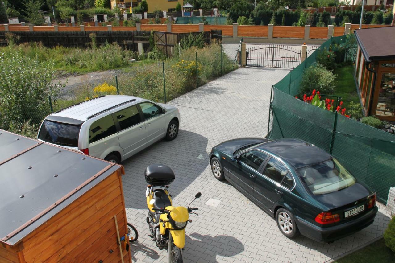 Lovely Apartment, Garden, Parking, Wifi, Netflix Apartment *