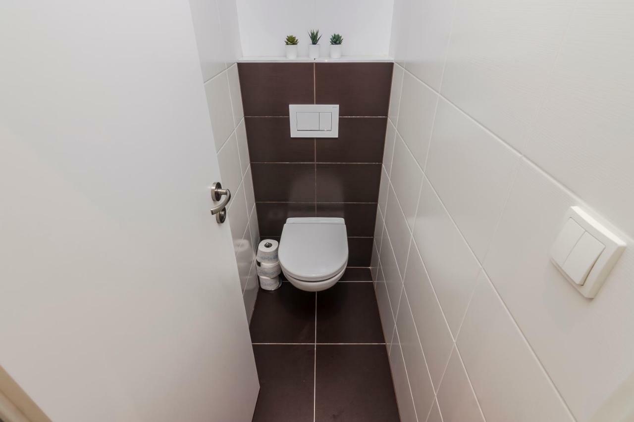 Apartment Near Charles Bridge By Michal&friends *