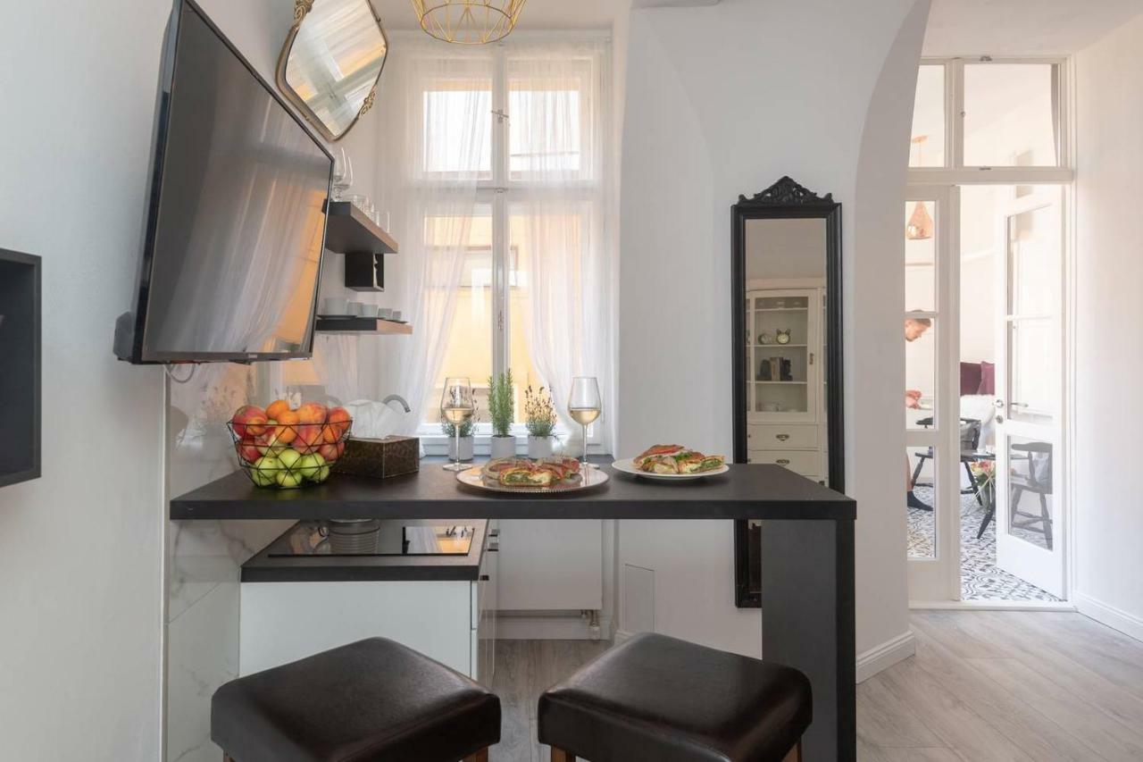 Apartmán Wenceslas Square / Main Station - New Studio***** *