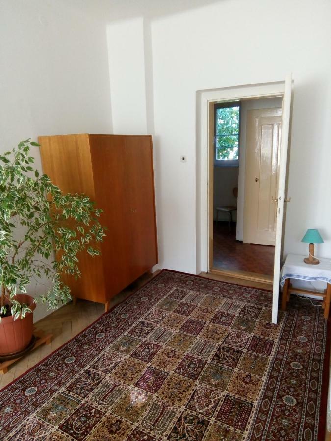 Apartricanova Lägenhet
