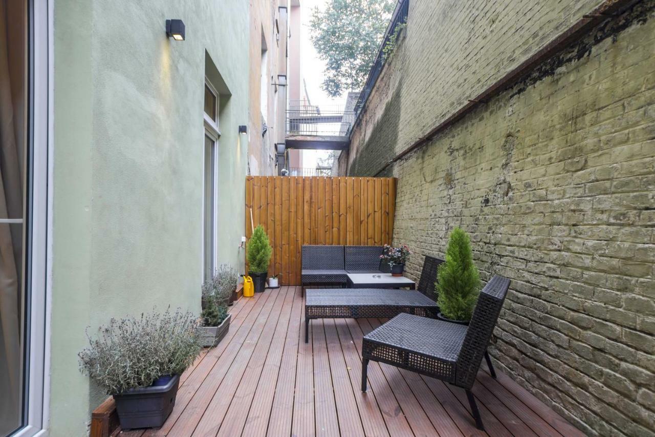 Ruterra With Private Terrace