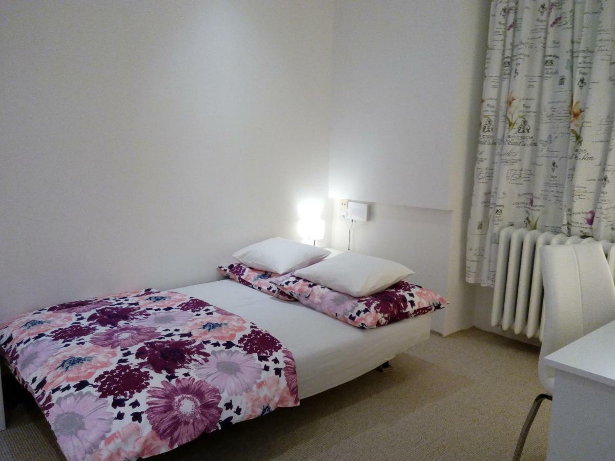 Vltava Apartment *