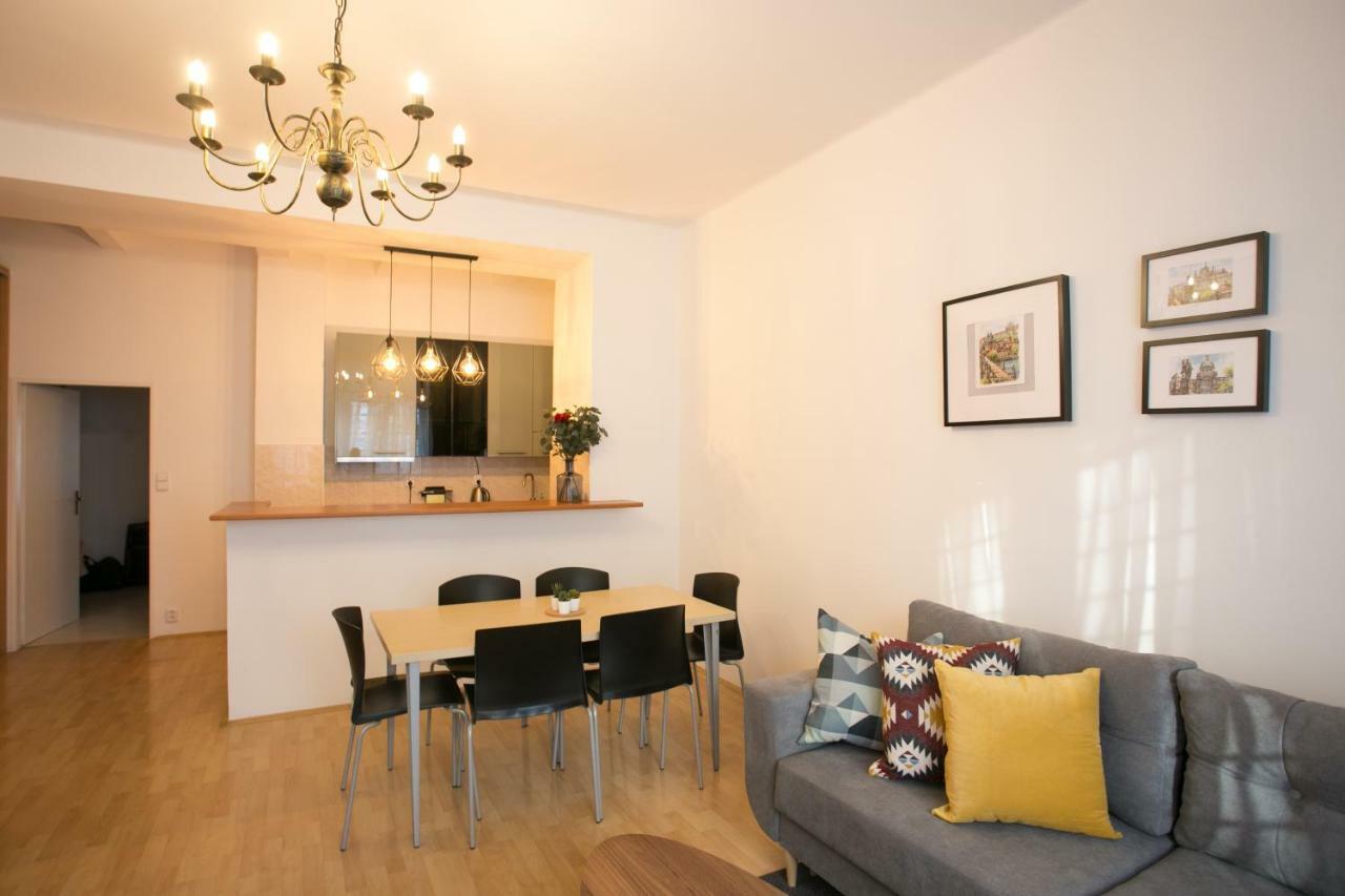 Gesse Peckova Apartment
