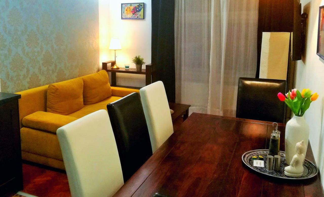 Premyslovska - 2 Bathrooms Apartment *