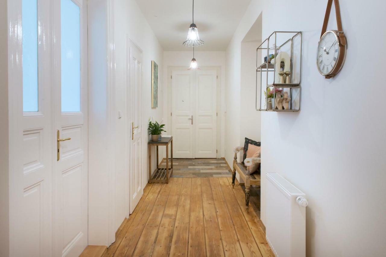 Kent Ridge Loft Lägenhet Prag