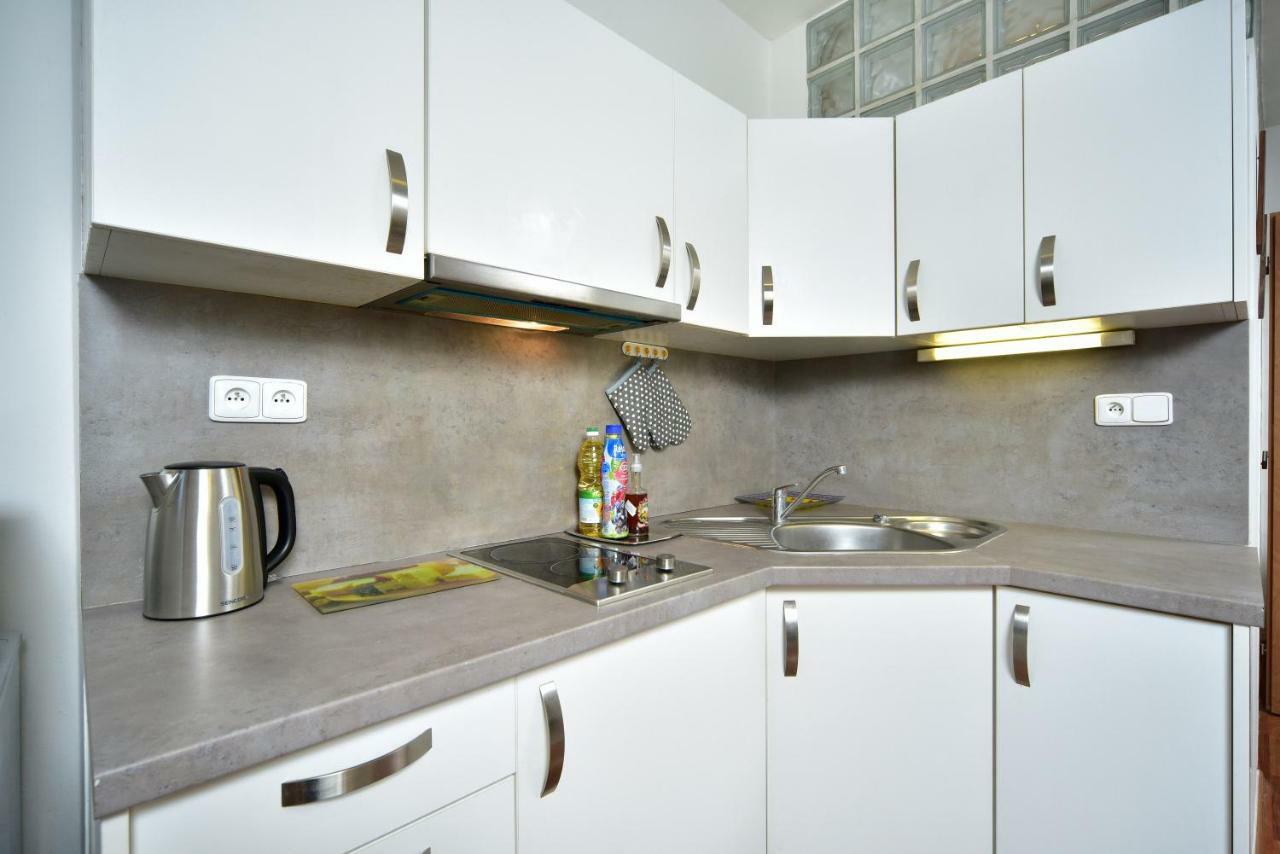 Studio Dana Apartmán *
