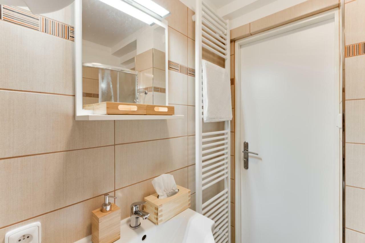 Jt's Navratilova Str. Apartment Prague