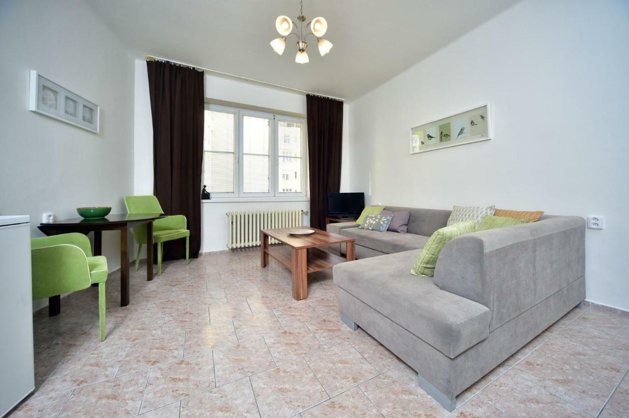 Apartment Benediktska Prag