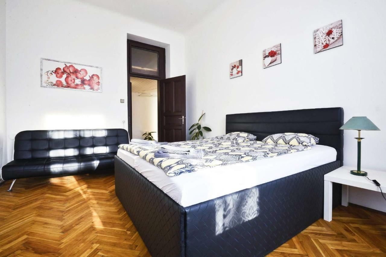 Spacious Cozy In Centre Praha