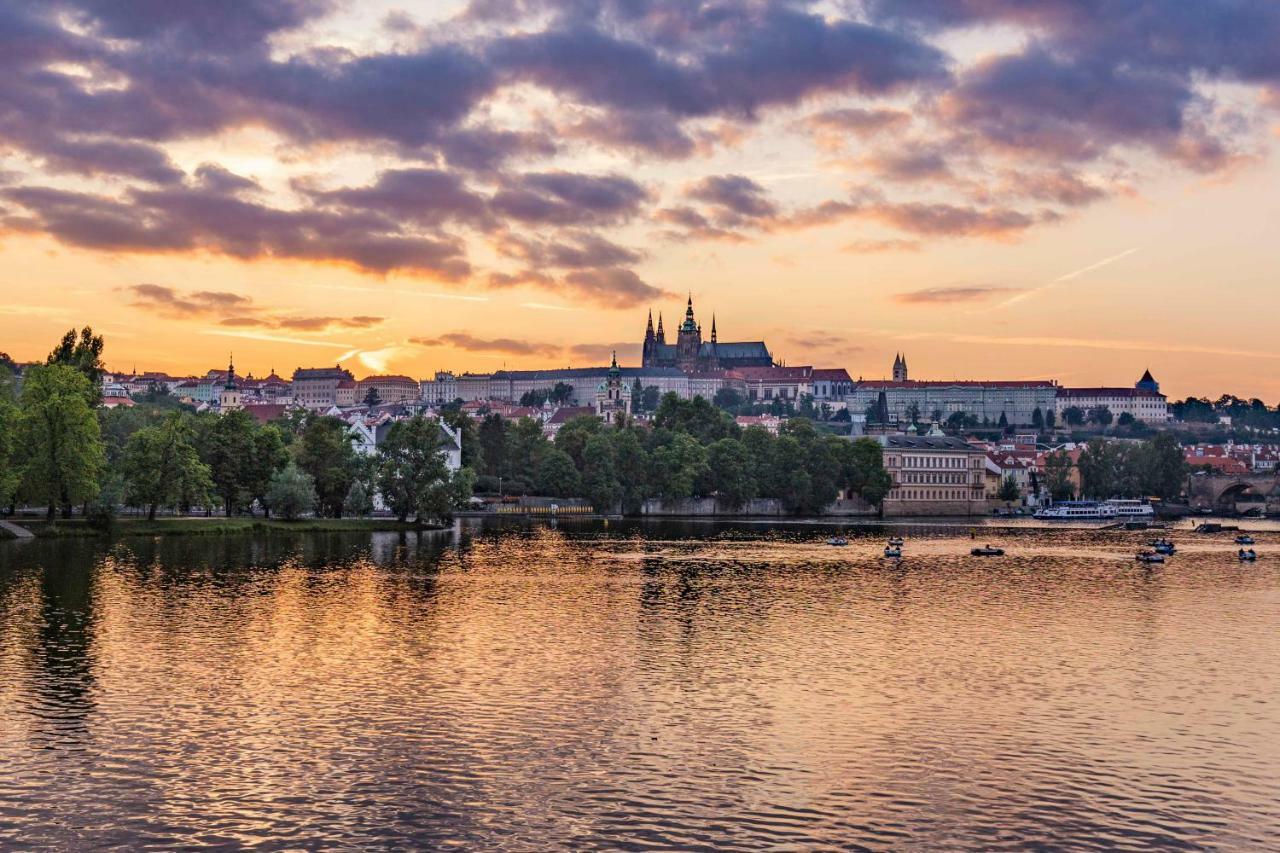 Lägenhet Charles Bridge *
