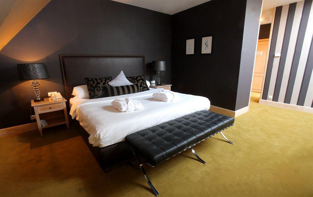 Floor 4* Prag