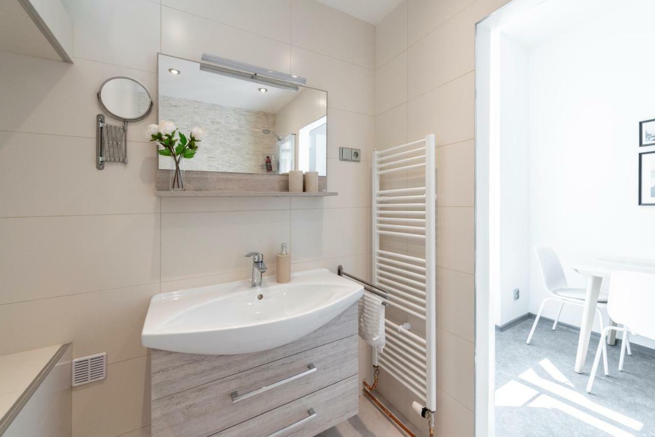 Apartment Slavikova 11 *