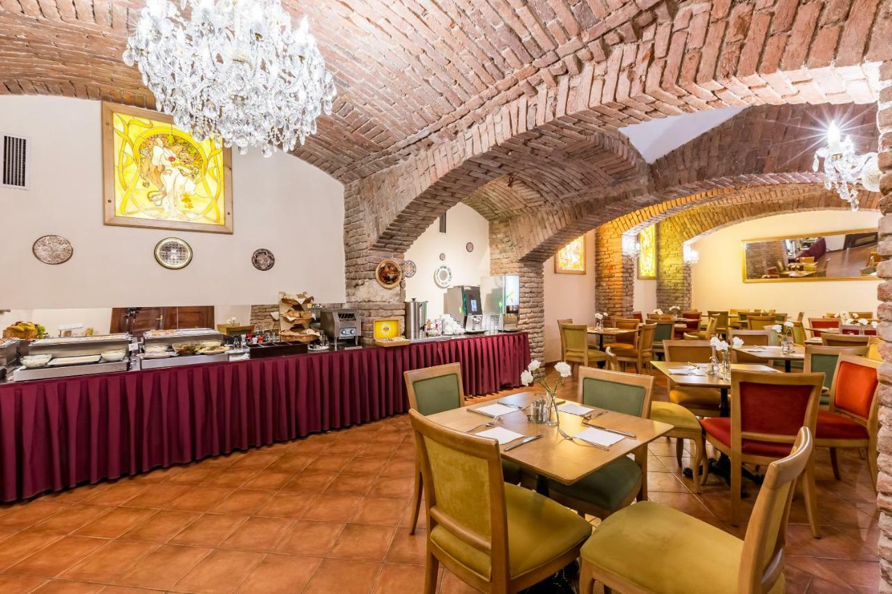 Caruso Old Town 4* Prag