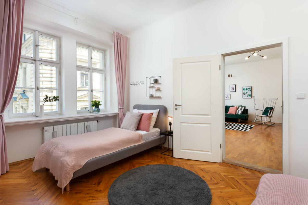 City Center Cozy Apartment Prag