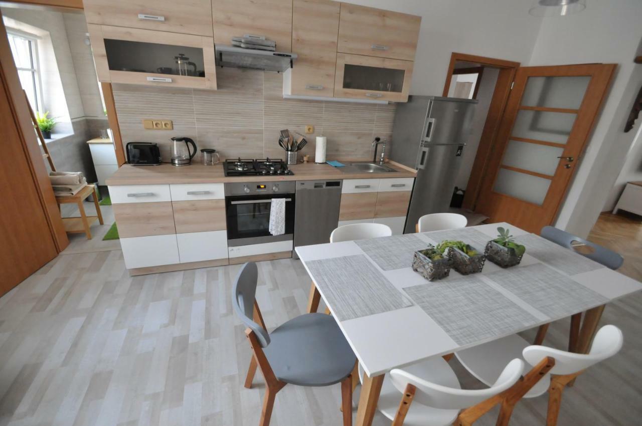Jirina Appartments