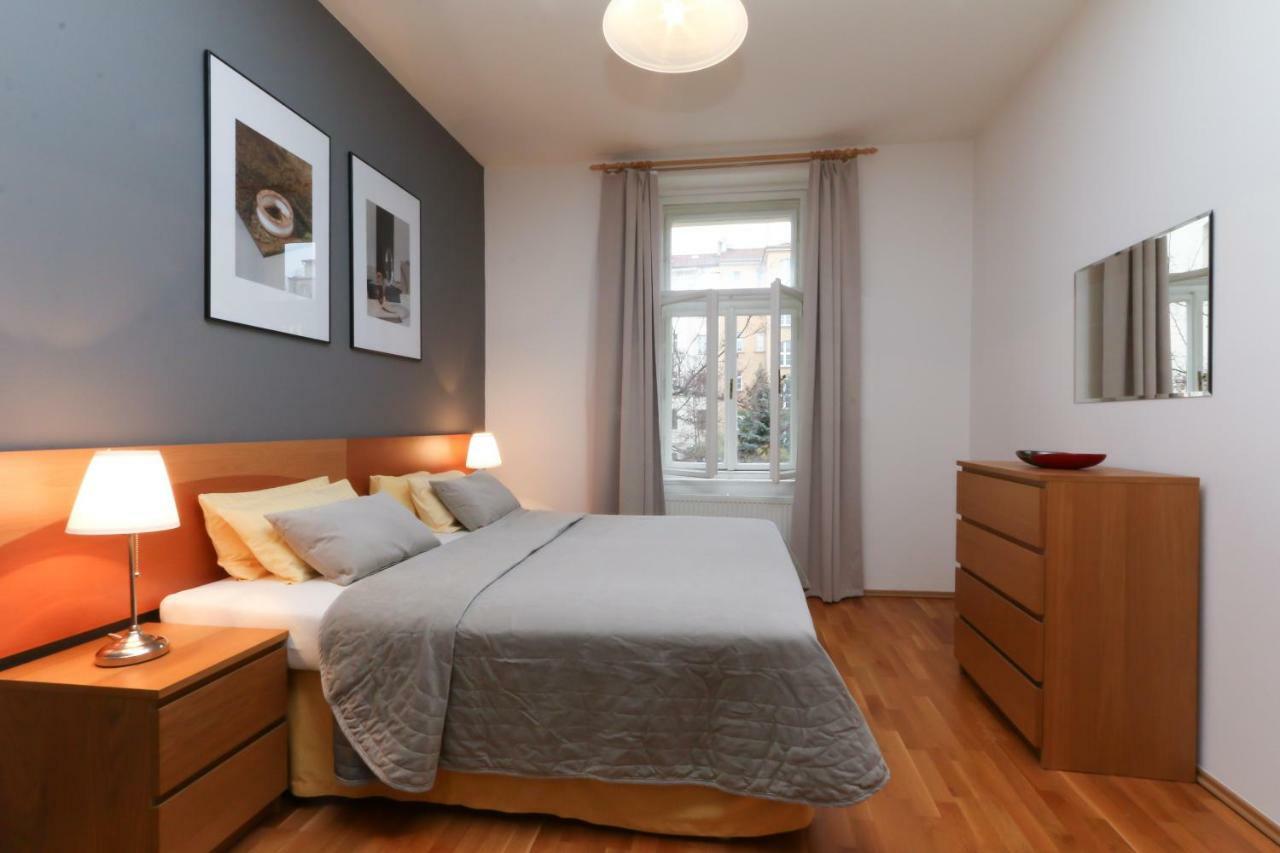 Vinohrady Sazavska Apartment