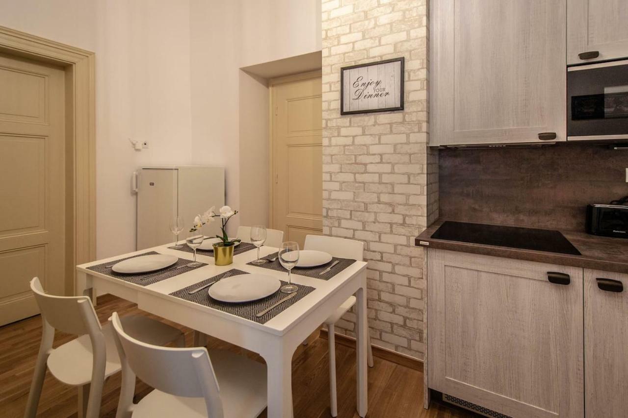 Design 3bdr In Residence, Free Parking * Prague