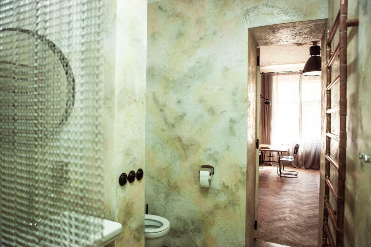 The Emerald Apartment *