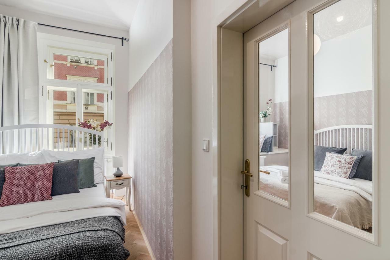 Apartment Centre By Michal&friends