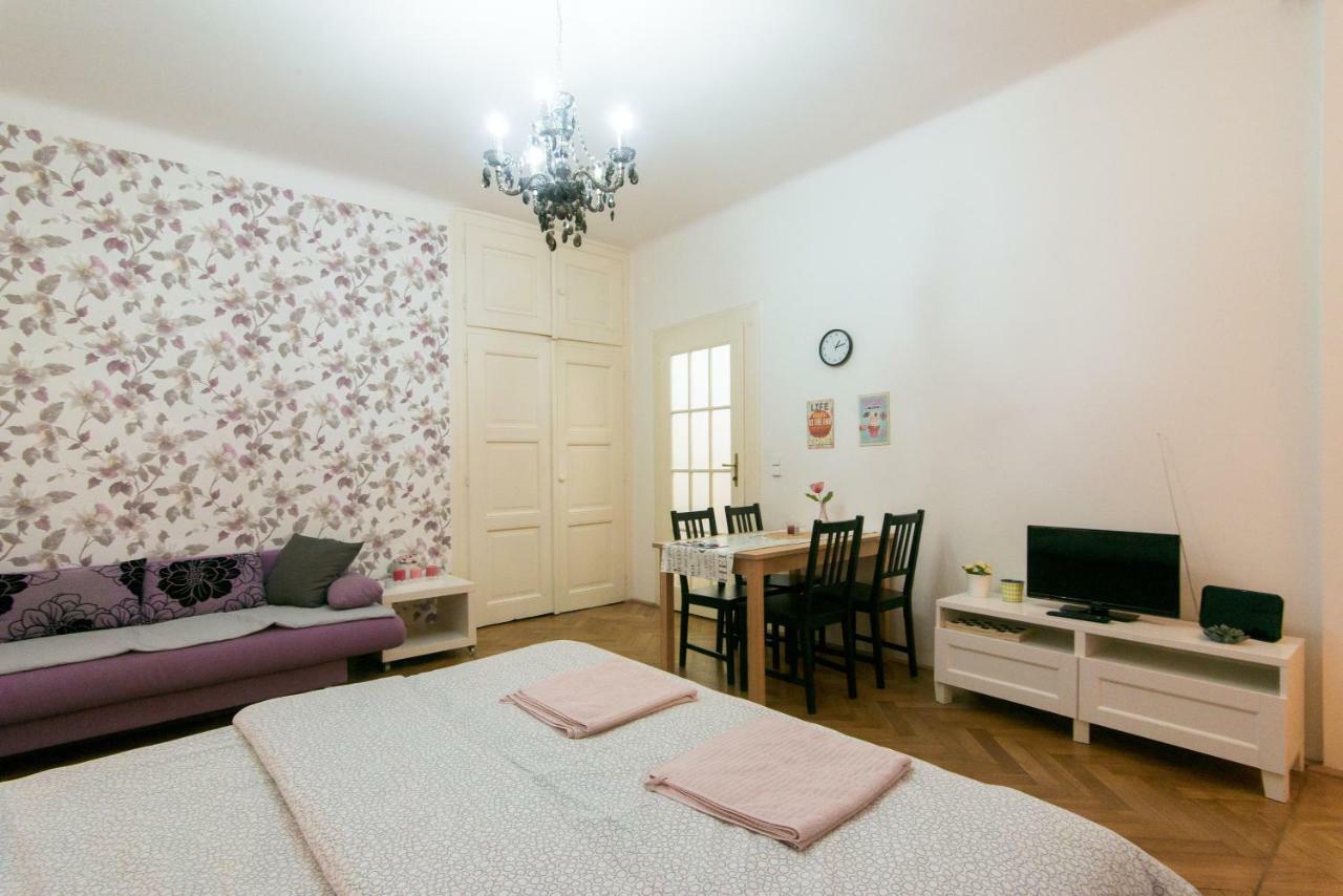 Apartment Krakovska - Wenceslas Square Prag