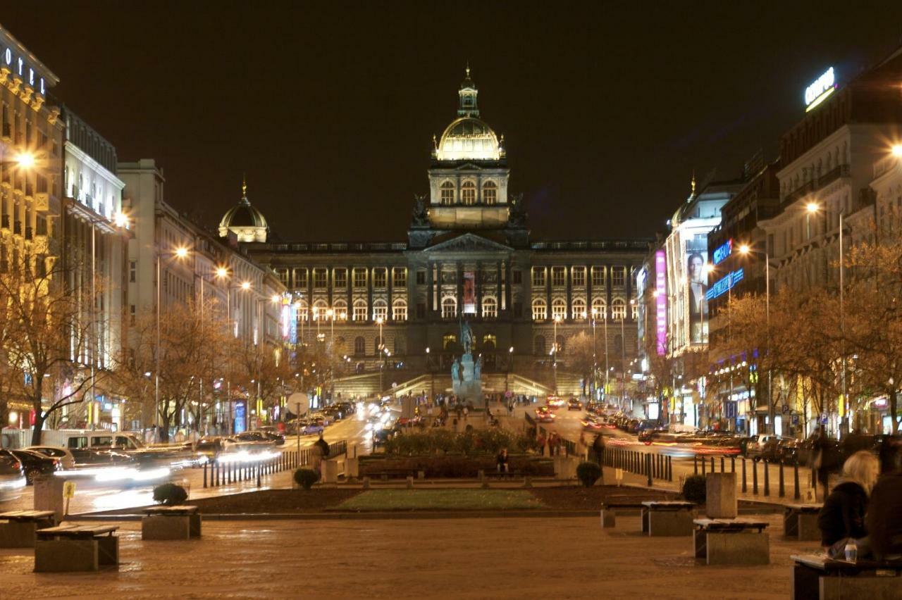 Krakovska - Wenceslas Square Prag