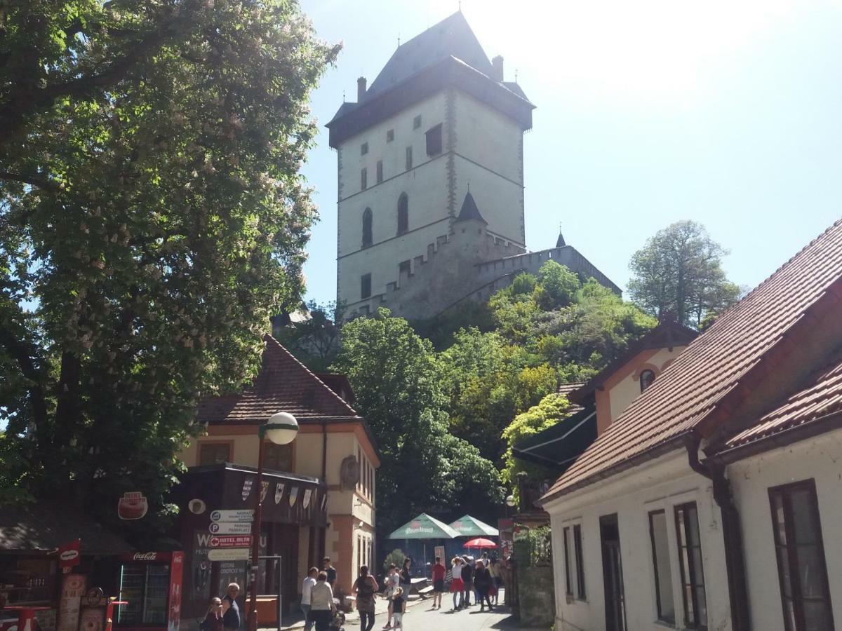 Apartment H+ Apartman Letiste Prag