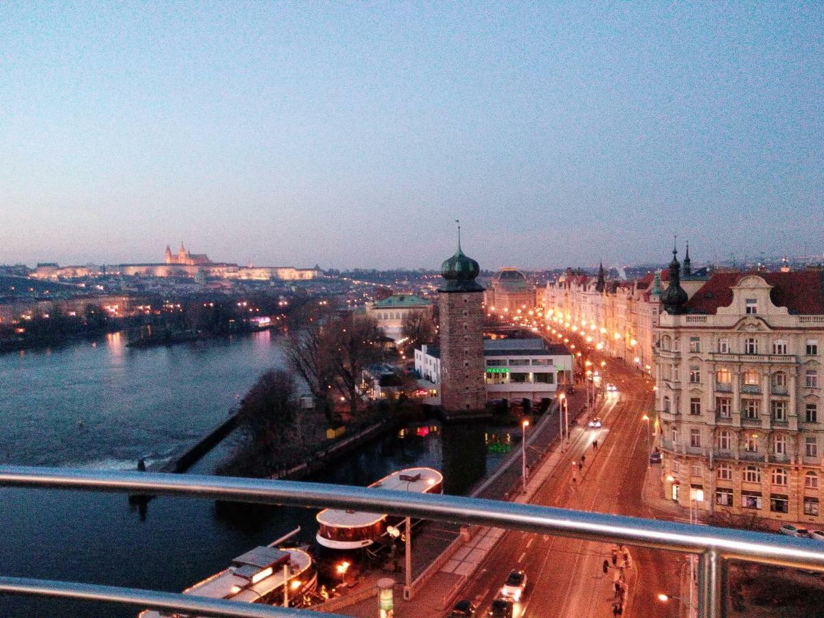 Vltava Apartment *