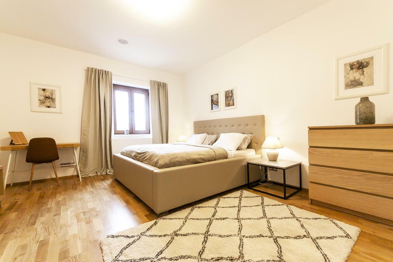 Apartment Expat House