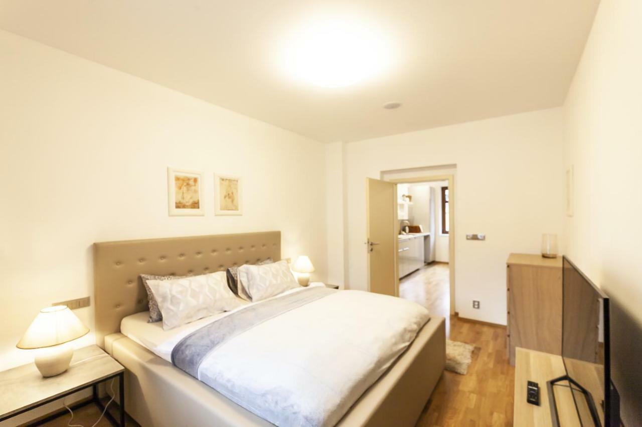 Apartment Expat House Prag