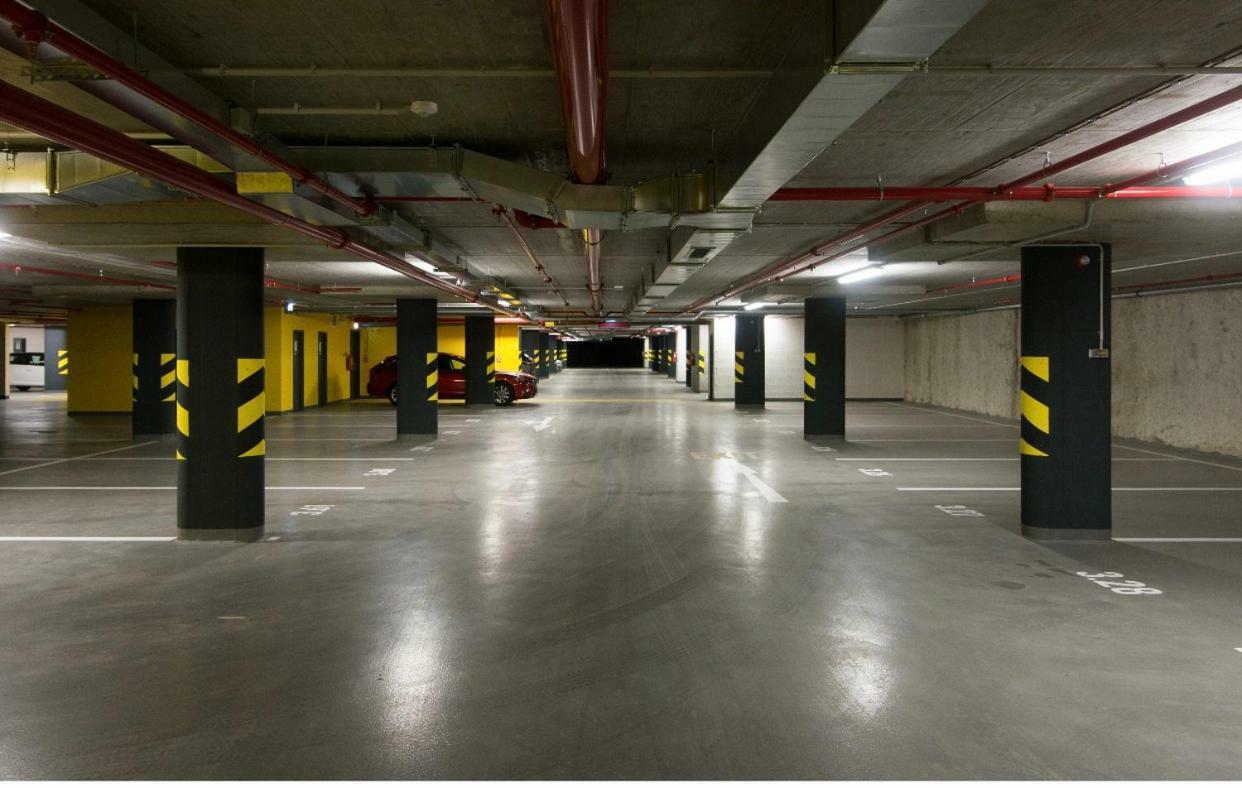 Free Parking In Garage Karolina Plazza, New Cosy With Need Praha