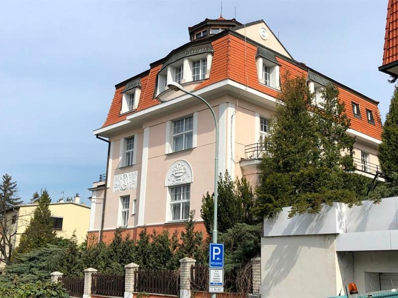 In Prague-big+comfy