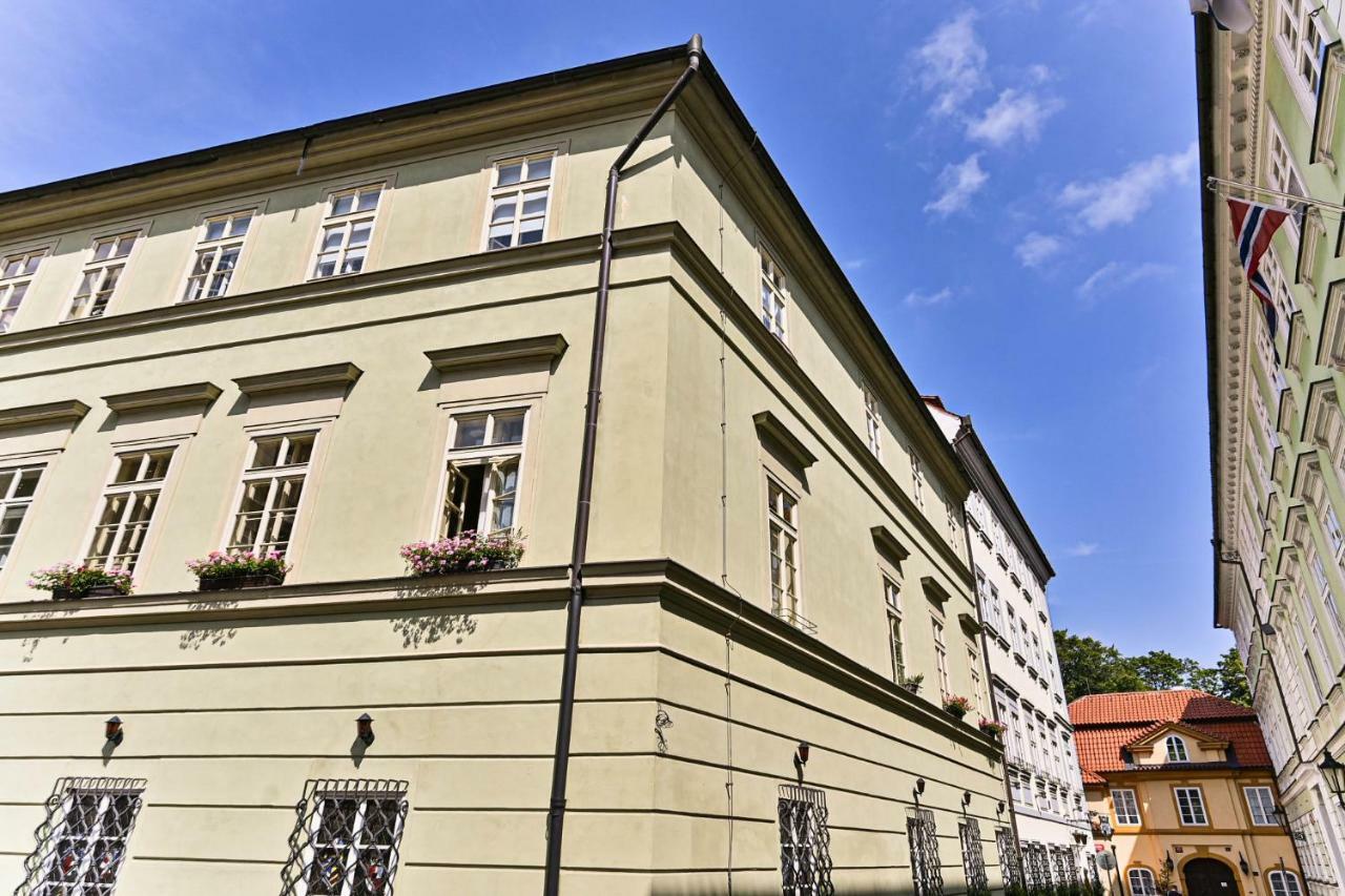 Nebovidy I - Free Parking - Terrace - Air Conditioning Prag