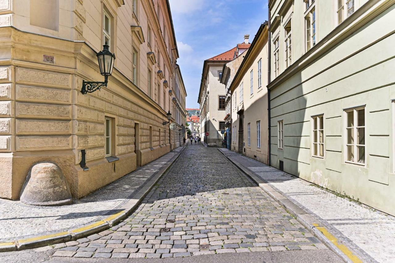Nebovidy I - Free Parking - Terrace - Air Conditioning Prag