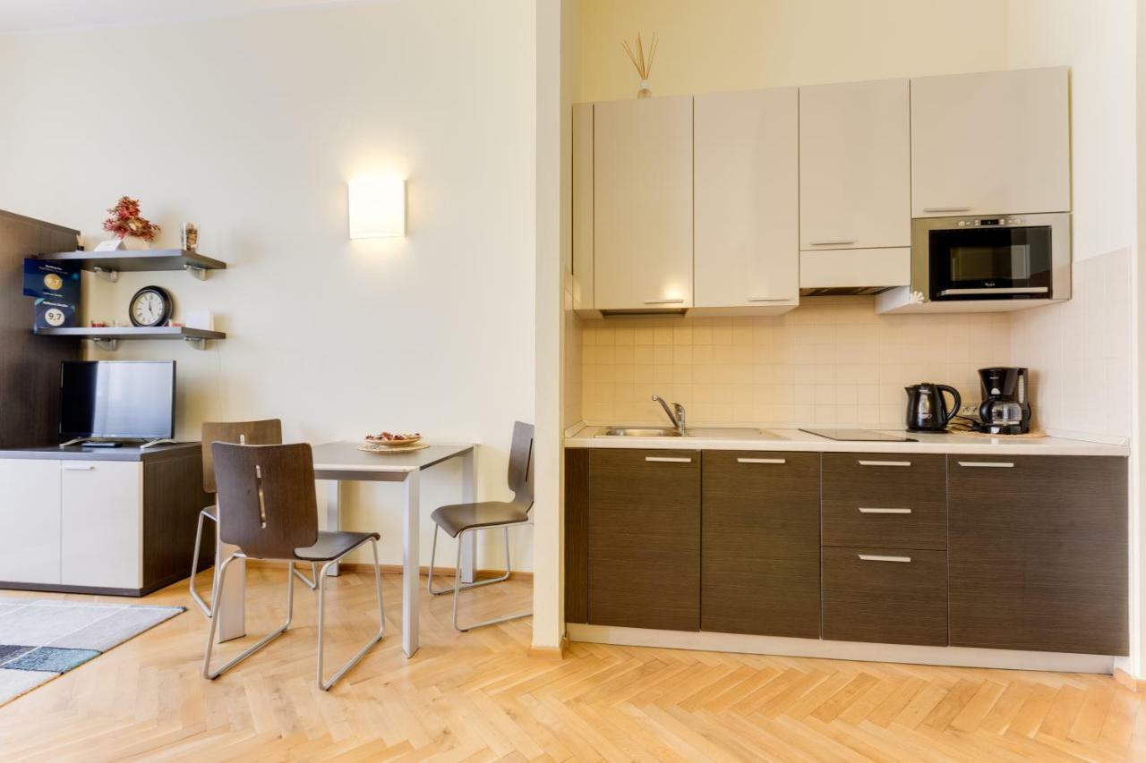 Apartment Halkova Studio *