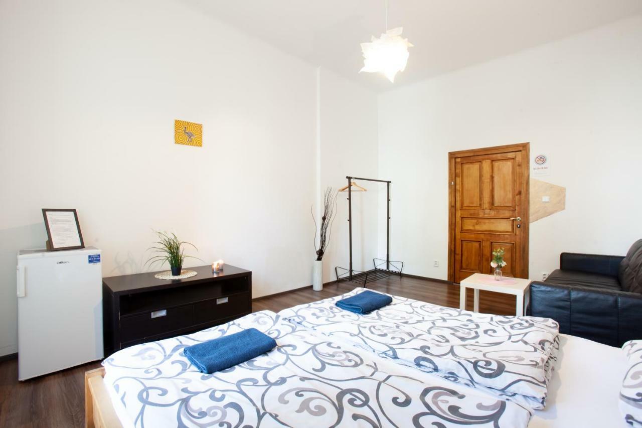 Apartment Wow Wow