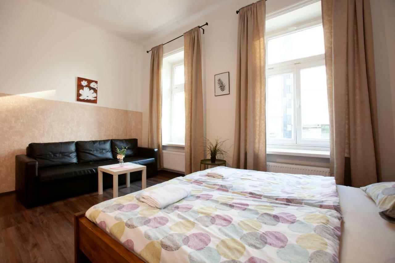 Wow Wow Apartment Prag