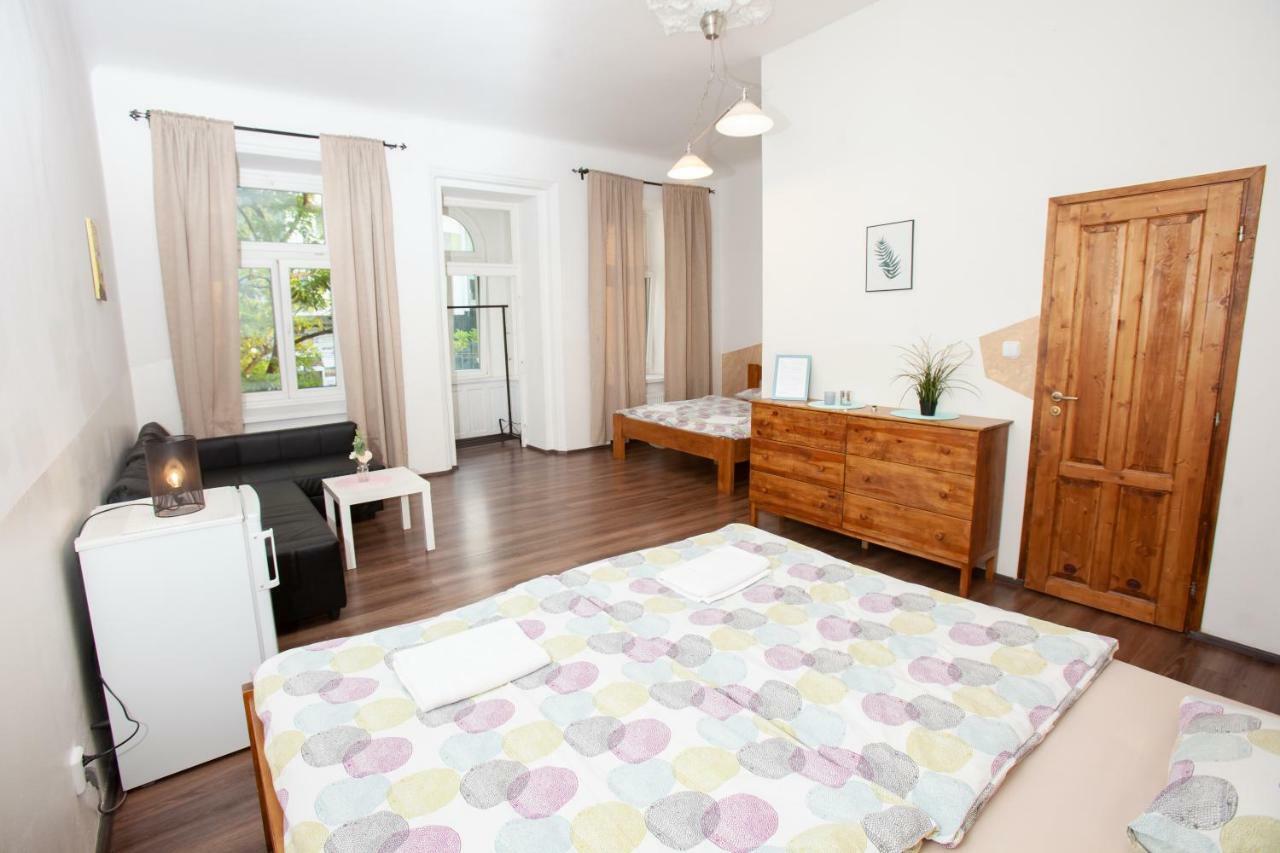 Wow Wow Apartment Prag