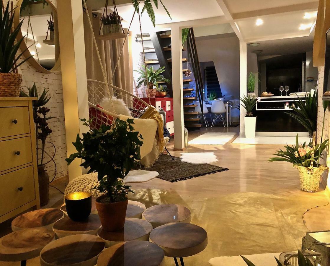 Apartment Duplex With Quite Terrace On Wenceslas Sq. Prague