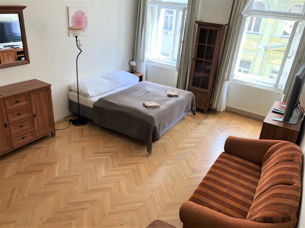 Zahrebska 4* Prag
