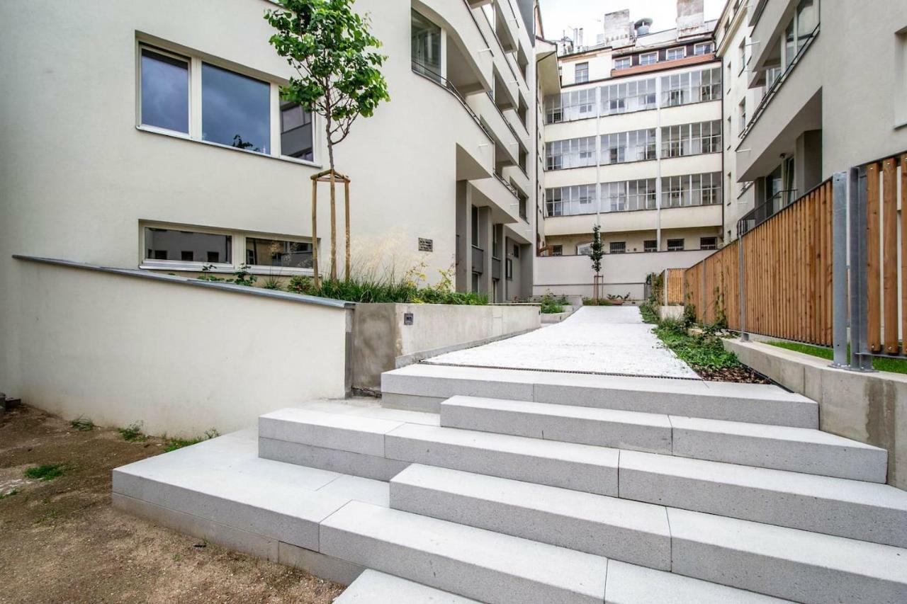 Apartment Design 3bdr In Residence, Free Parking *