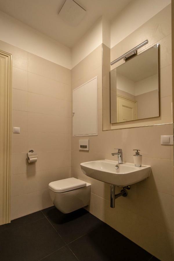 Design 3bdr In Residence, Free Parking Apartment