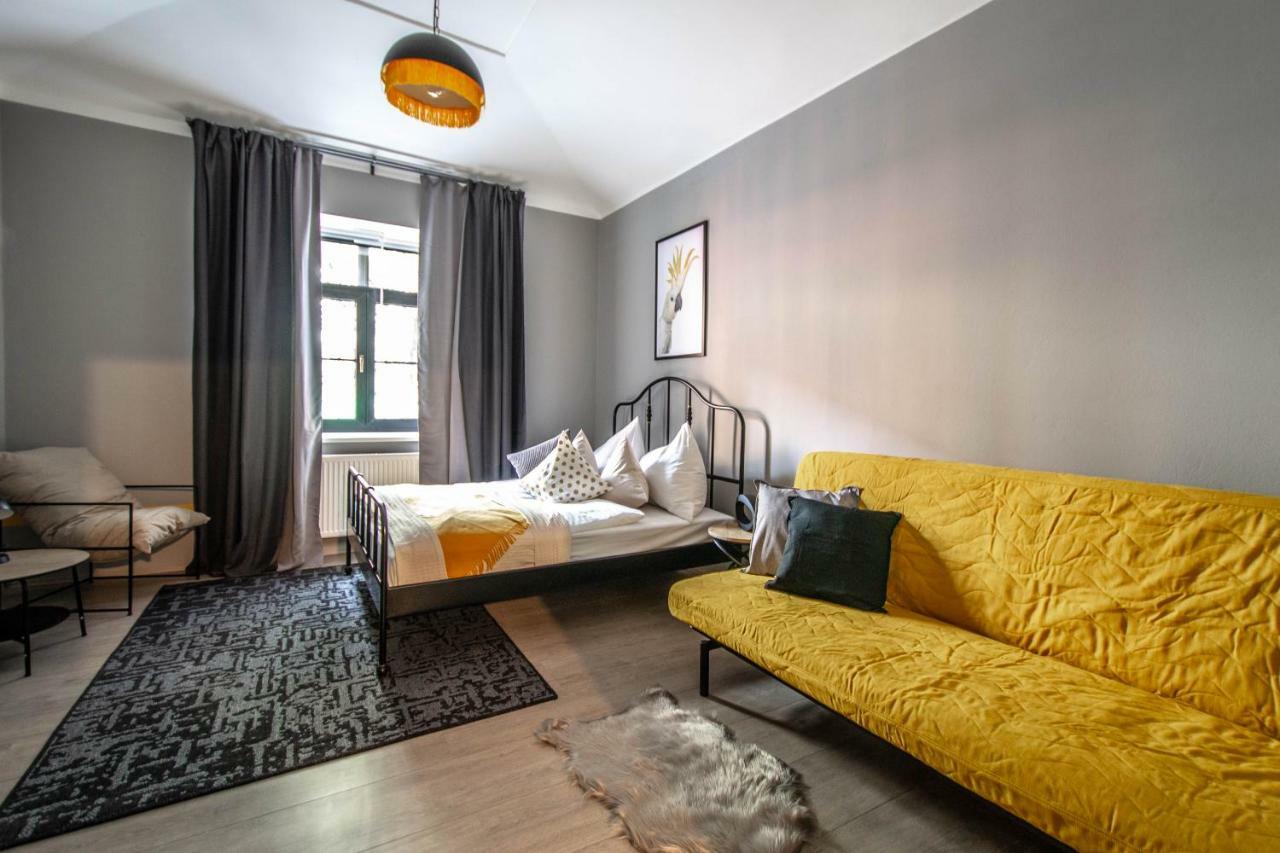 Stylish Close To Eden Garden Prag