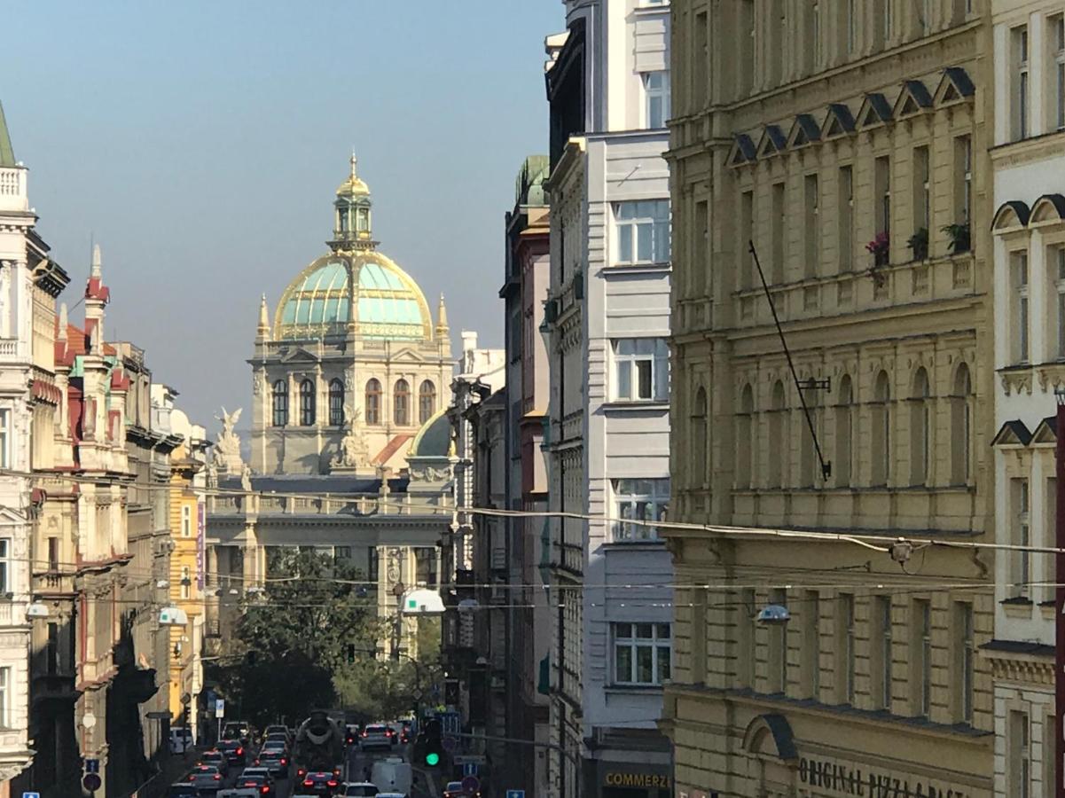 Spacious Cozy In Centre Praha