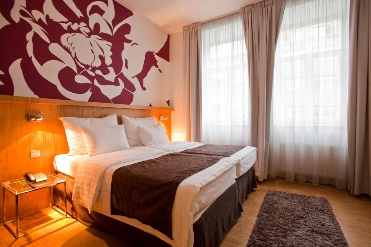 Hotell Dahlia Prag