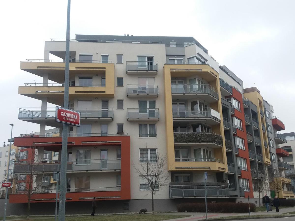 H+ Apartman Letiste Apartment Prag