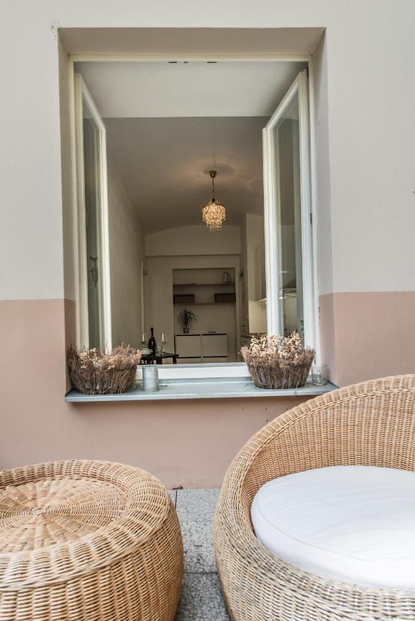 Quiet In The Center With Own Terrace Prag