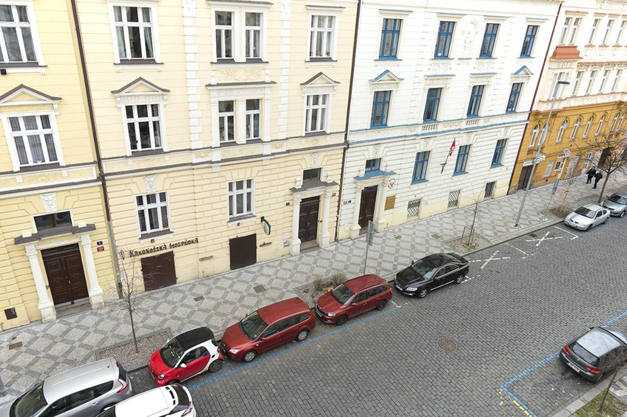Apartment Lucky Angel In Prag