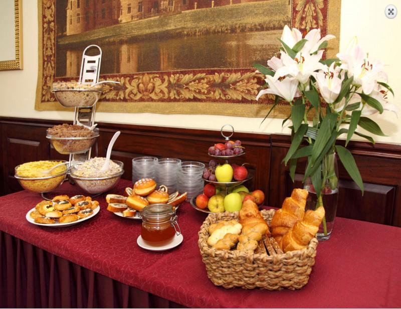 King Charles Boutique Hotel 4*