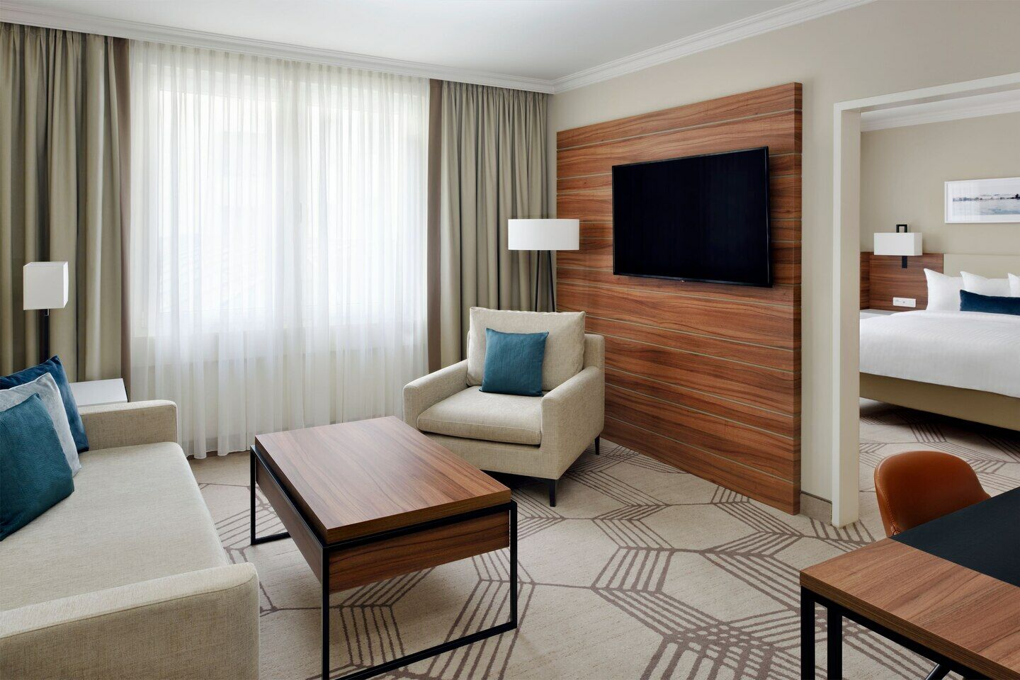 Marriott Hotel 5*