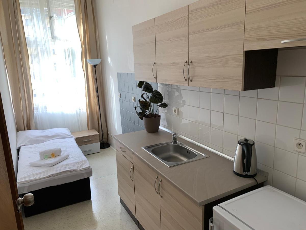Affinity 2 Hotel
